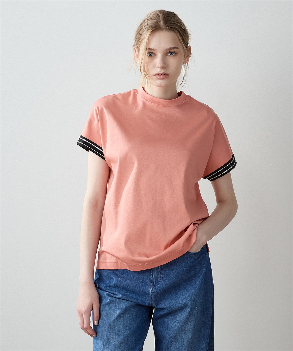 LE SOUK HOLIDAY 【接触冷感】袖テープモックネックTシャツ_variation_1