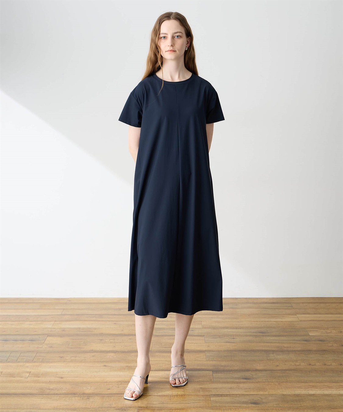 LE SOUK HOLIDAY トリコットクルーネックカットワンピース【接触冷感・UVカット】_variation_2