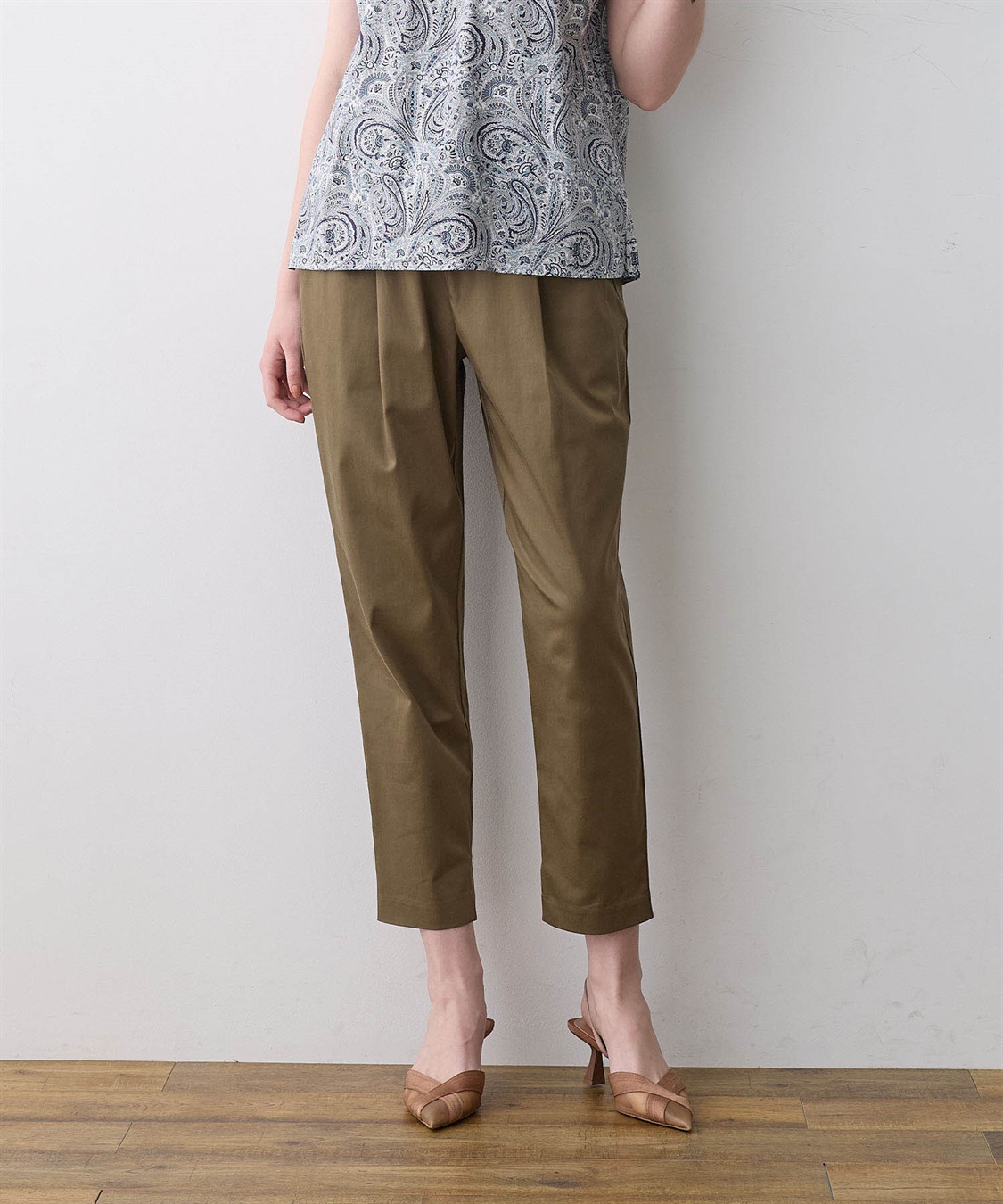 LE SOUK HOLIDAY タックテーパードパンツ_main