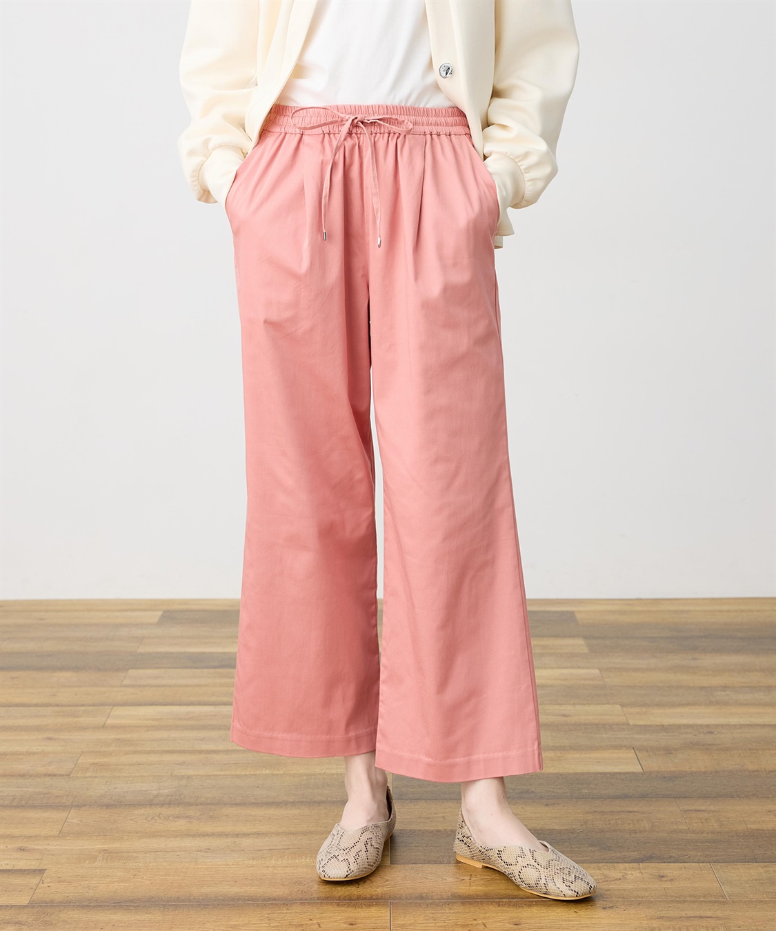 LE SOUK HOLIDAY ストレッチタックワイドパンツ【ウエストゴム・サスティナブル素材】_variation_3