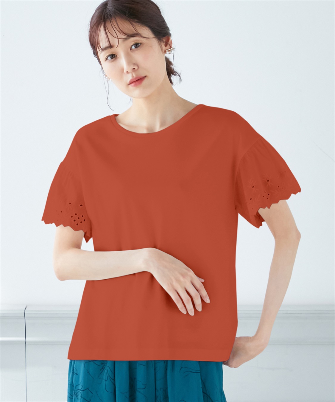 A/C DESIGN BY ALPHA CUBIC 刺しゅうスリーブプルオーバー_variation_2