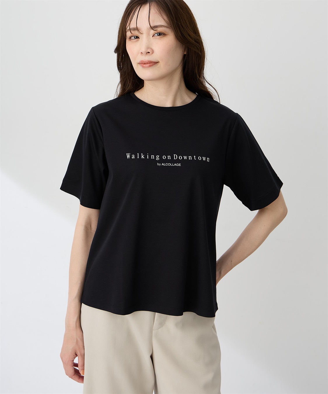 A/C DESIGN BY ALPHA CUBIC 【ALCOLLAGEプリント】ラウンドヘムプリントＴシャツ【すごツヤ・UVカット・接触冷感】_variation_2