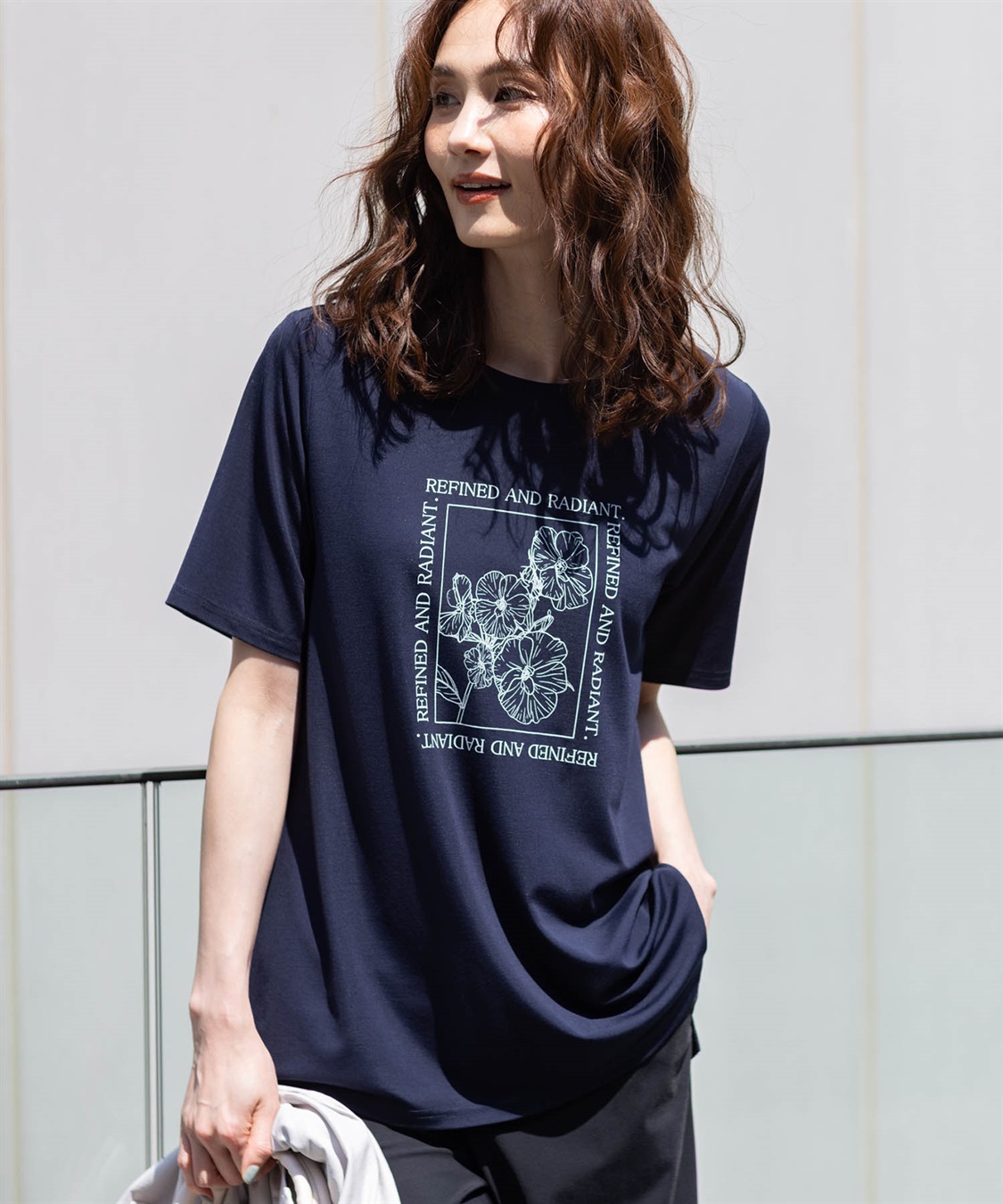 A/C DESIGN BY ALPHA CUBIC フラワーイラストプリントＴシャツ【ひやツヤ・UVカット・接触冷感】_main