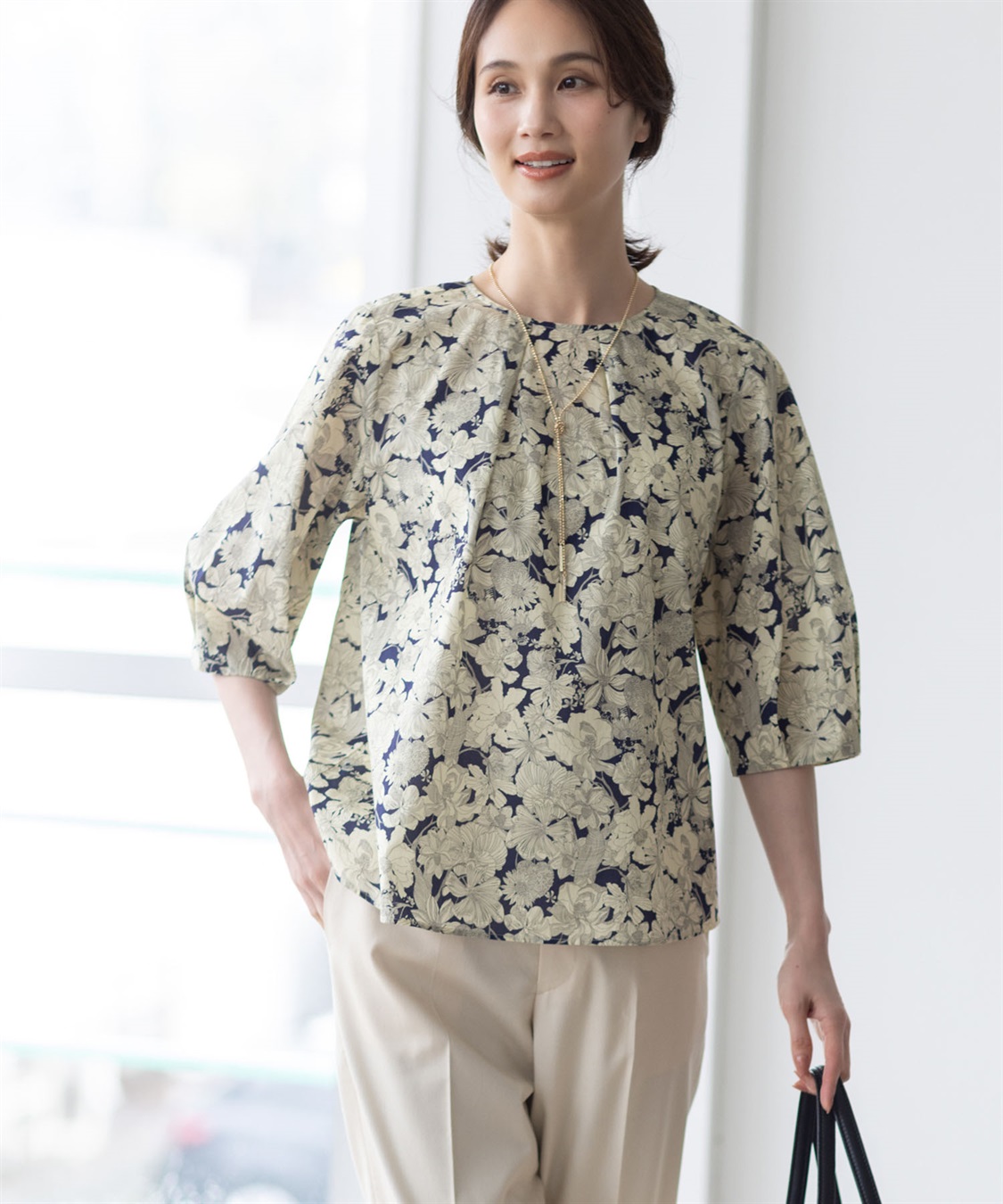 A/C DESIGN BY ALPHA CUBIC 【Liberty】リバティプリントタックスリーブブラウス_variation_2