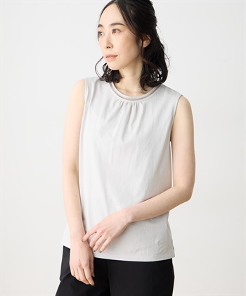 STYLE1 【ひやさらコットン】ダブルピコタンクトップを着用した女性