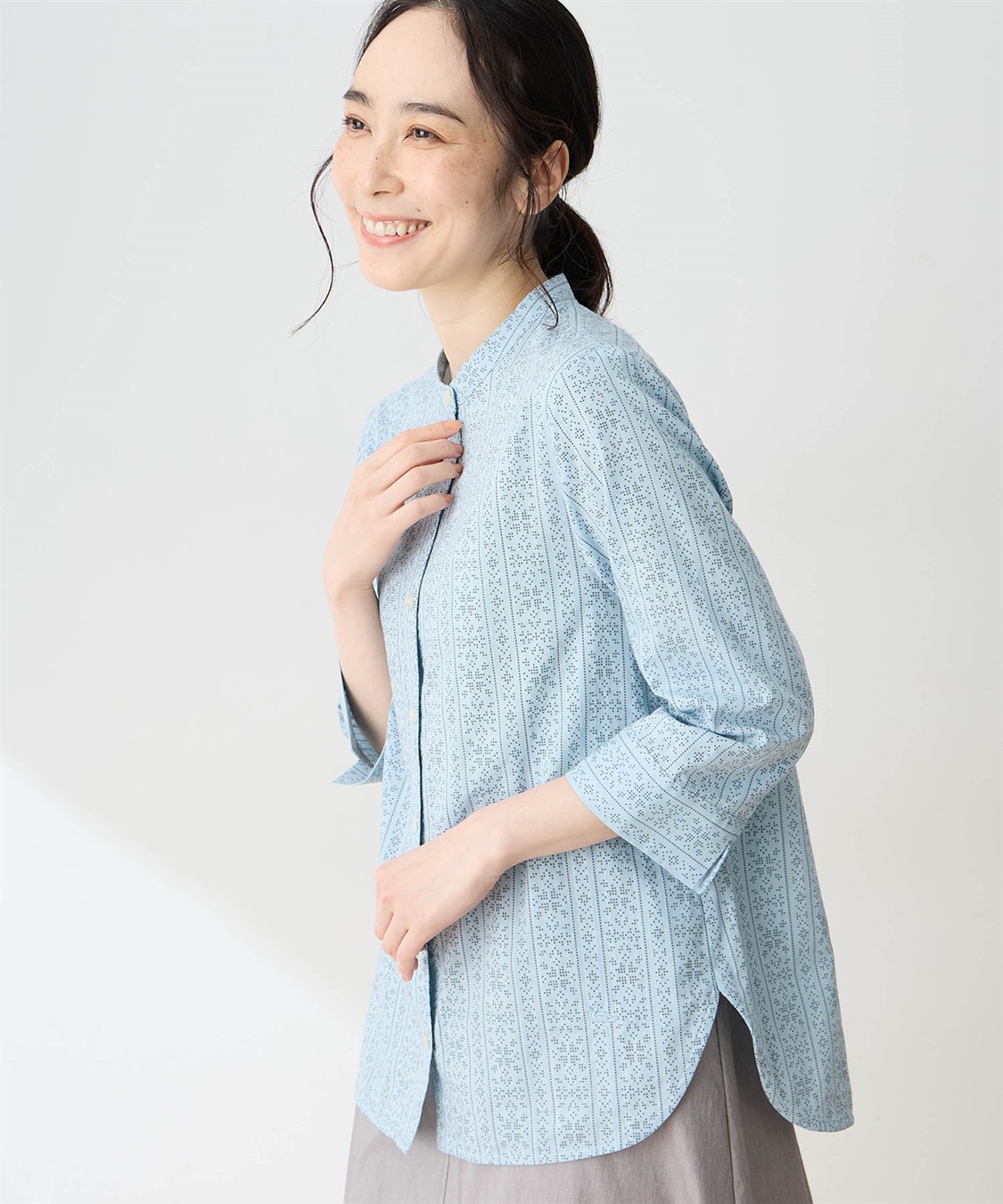 DECOY 刺しゅう風プリントブラウス_main