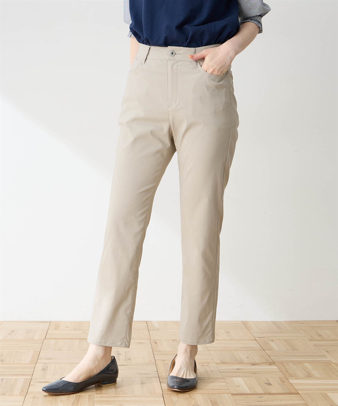 DECOY ストレッチストレートパンツ【接触冷感・後ろウエストゴム】_main