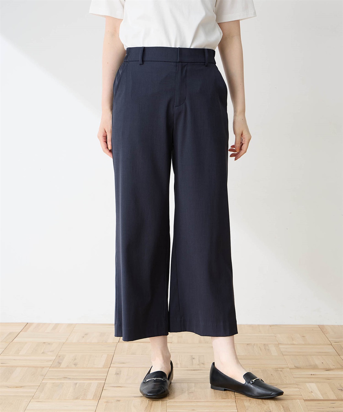 DECOY シャンブレーストレッチセミワイドパンツ【接触冷感・シワになりにくい・後ろウエストゴム】_variation_3