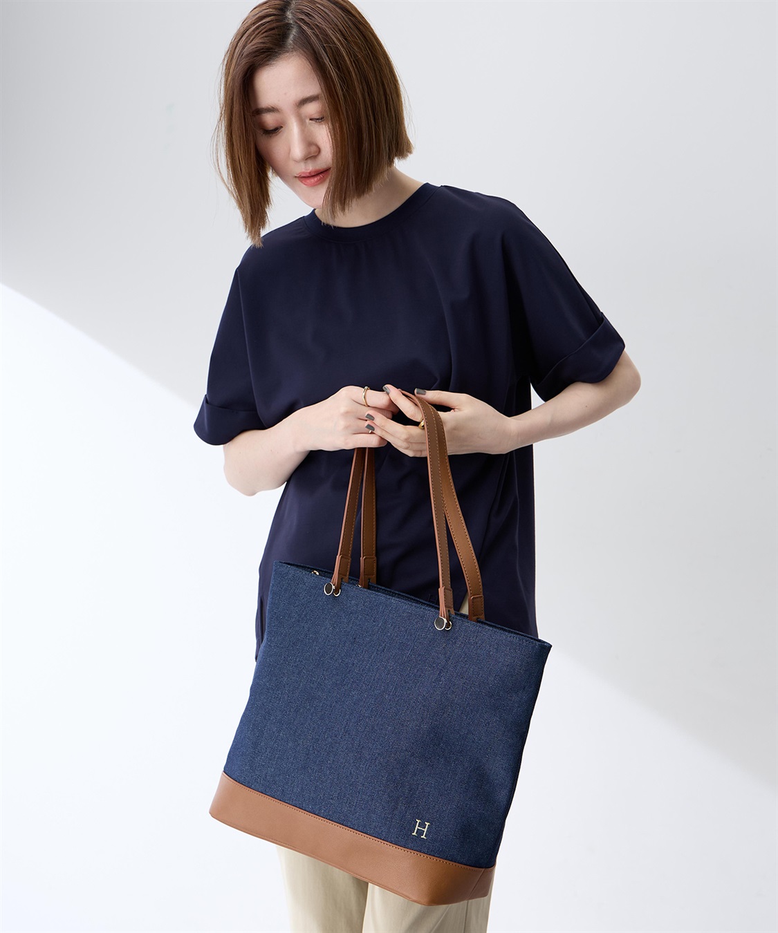 Petit Honfleur フェイクレザー&amp;デニムトートバッグ【A4収納可能】_main