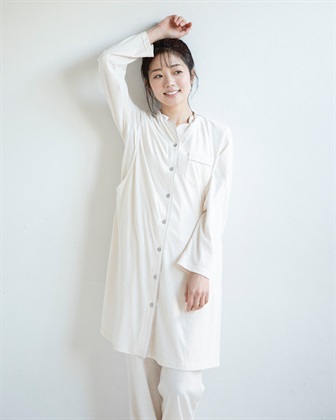 Rosemadame 天竺襟付き授乳口付きパジャマ　長袖 ロールアップ 着丈90cm 綿混 シンプル ポケット付き　マタニティパジャマ　maman et bebe(ママンエベベ)（マタニティ/授乳服）入院準備 出産準備 産_variationthumb_2
