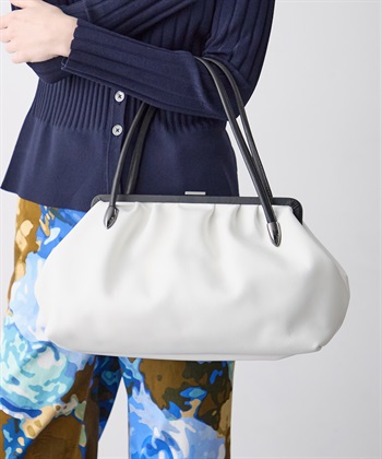 49AV JUNKO SHIMADA 【TIME SALE】カウレザーがま口バッグ