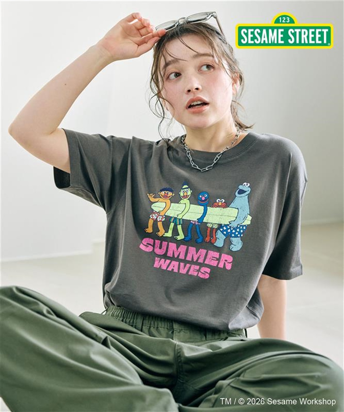 chara station 【セサミストリート/SESAME STREET】サーフフォトプリントTシャツ（ELMO＆FRIENDS）_main