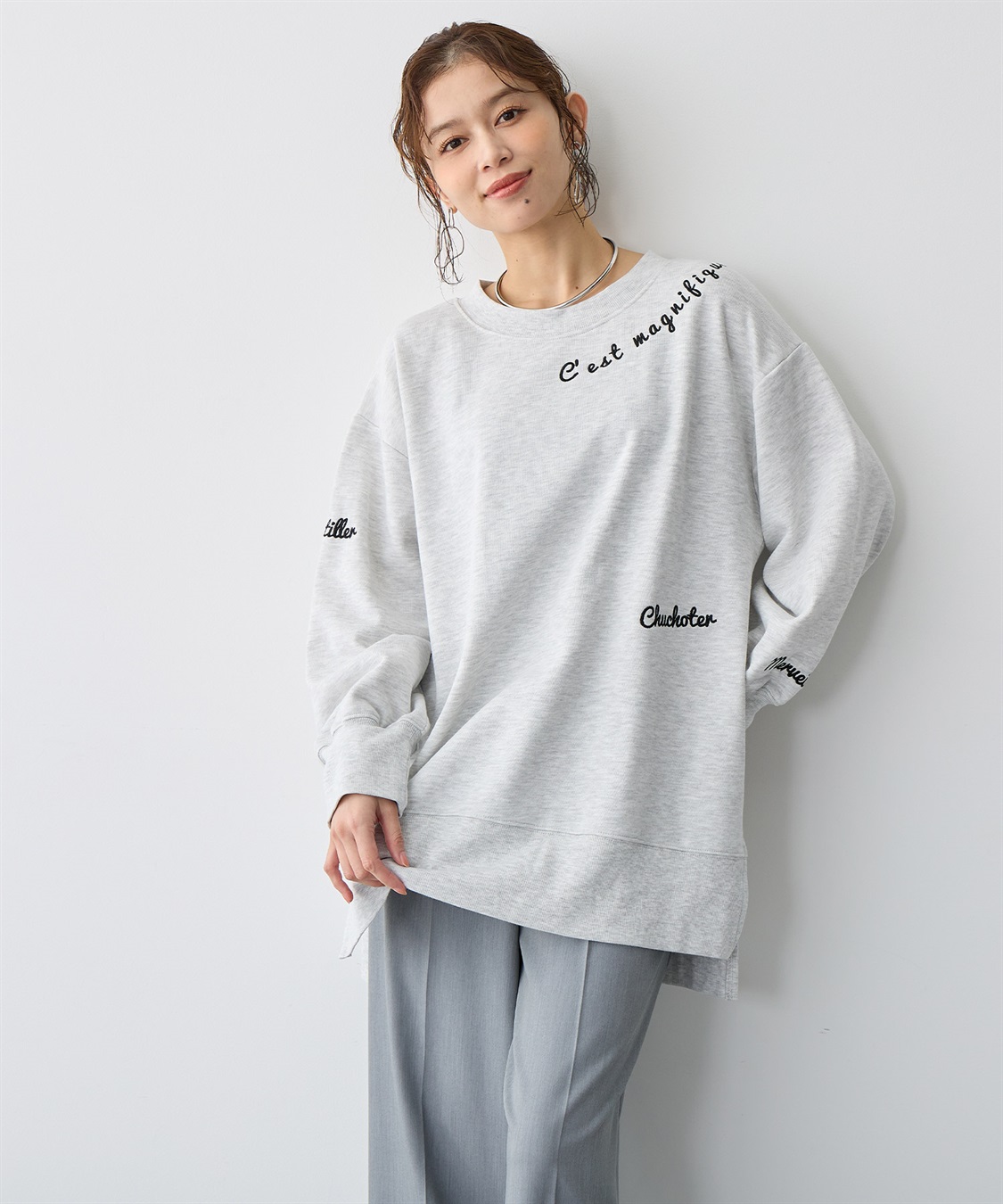 anyfee 【anyfee/プラスサイズ】ビッグシルエット裏毛刺繍プルオーバー_main