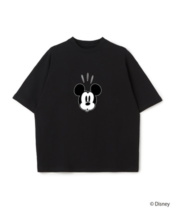 【Disney/ディズニー】Mickey Mouse / ミッキーマウスフェイスプリントTシャツ / Over Harf Sleeve T-shirt《UNISEX》(ブラック-M)