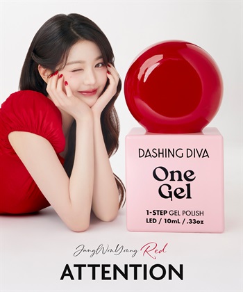 DASHING DIVA