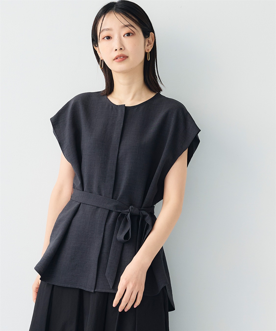 CROSS FUNCTION 《シワになりにくい》サマナチュラ リネンライクベルト付きフレンチスリーブブラウス_main