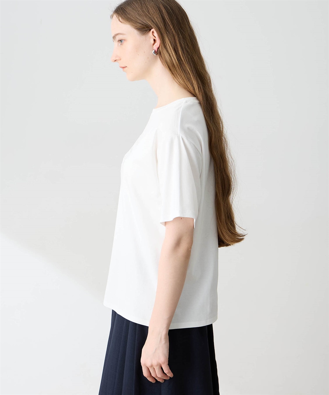 LE SOUK HOLIDAY クルーネック刺しゅうロゴTシャツ【接触冷感・吸水速乾】_sub_3