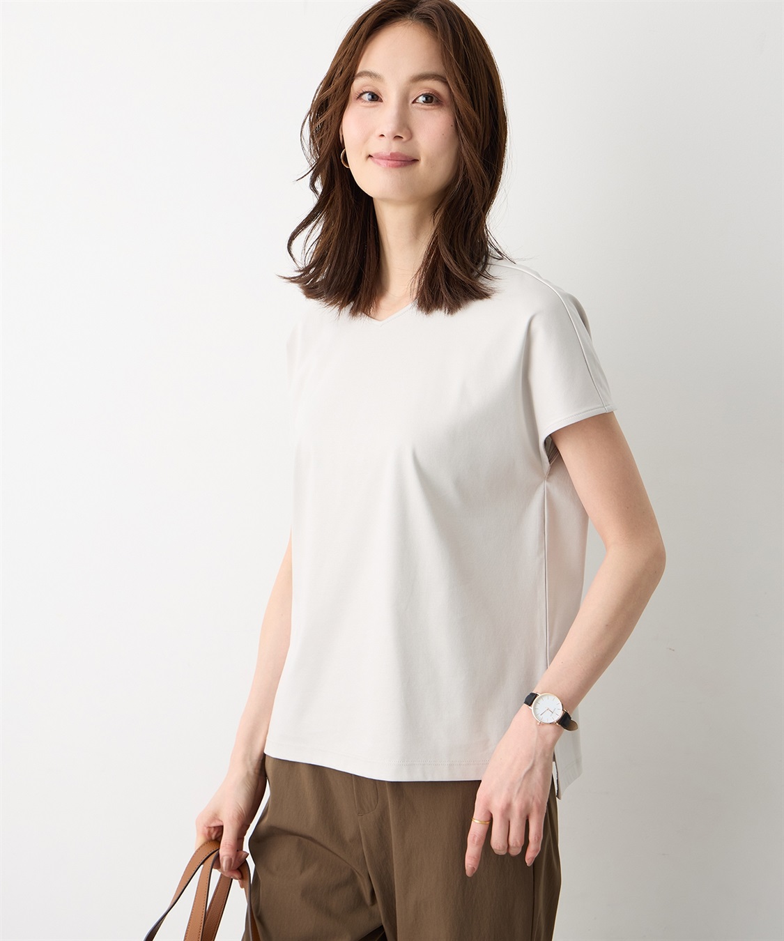 A/C DESIGN BY ALPHA CUBIC フレンチVネックTシャツ【すごツヤ・UVカット・接触冷感】_sub_6