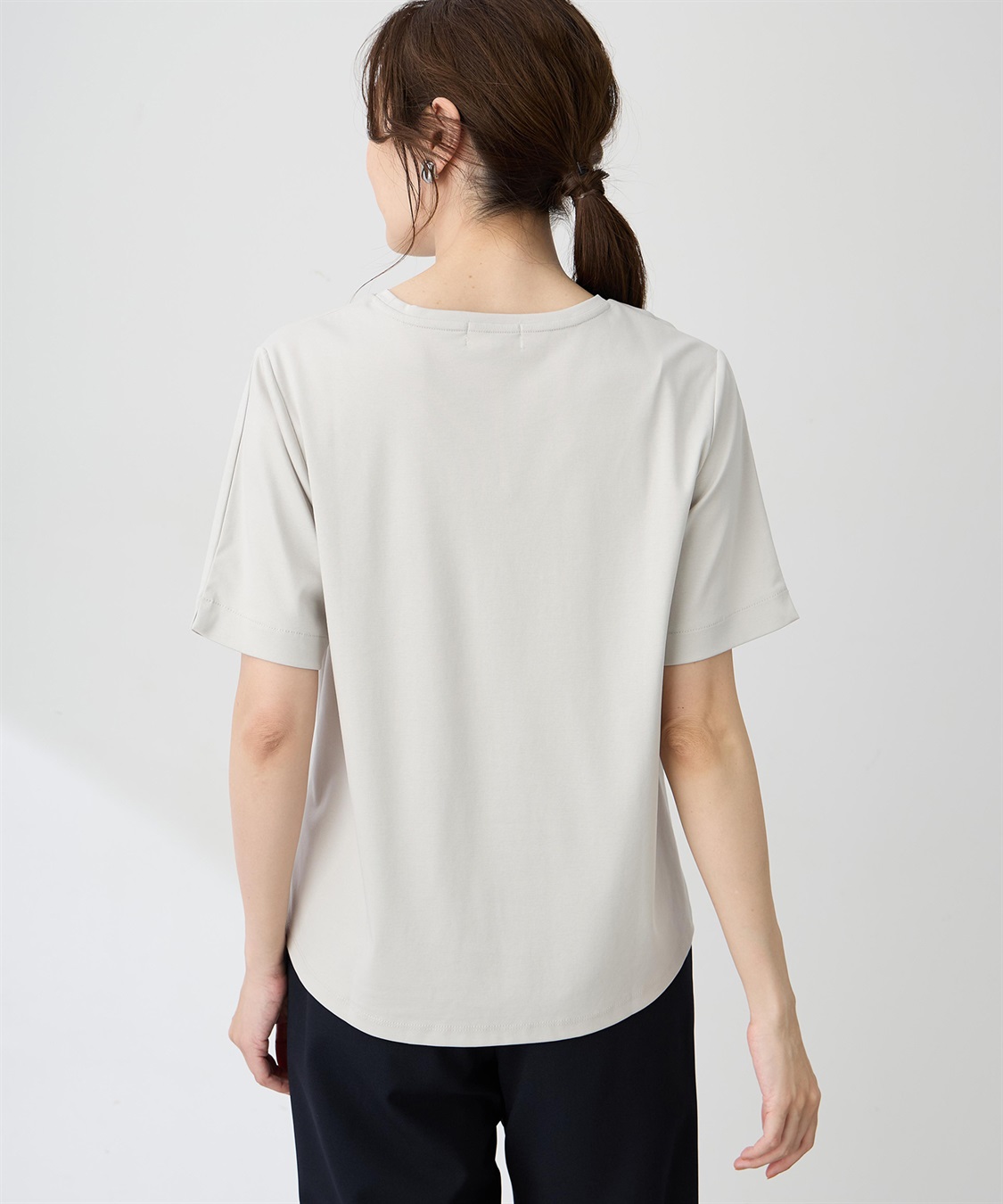 A/C DESIGN BY ALPHA CUBIC 【ALCOLLAGEプリント】ラウンドヘムプリントＴシャツ【すごツヤ・UVカット・接触冷感】_sub_3