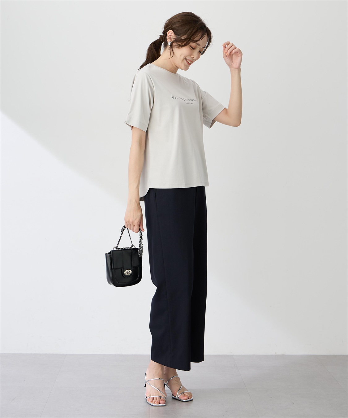A/C DESIGN BY ALPHA CUBIC 【ALCOLLAGEプリント】ラウンドヘムプリントＴシャツ【すごツヤ・UVカット・接触冷感】_sub_11