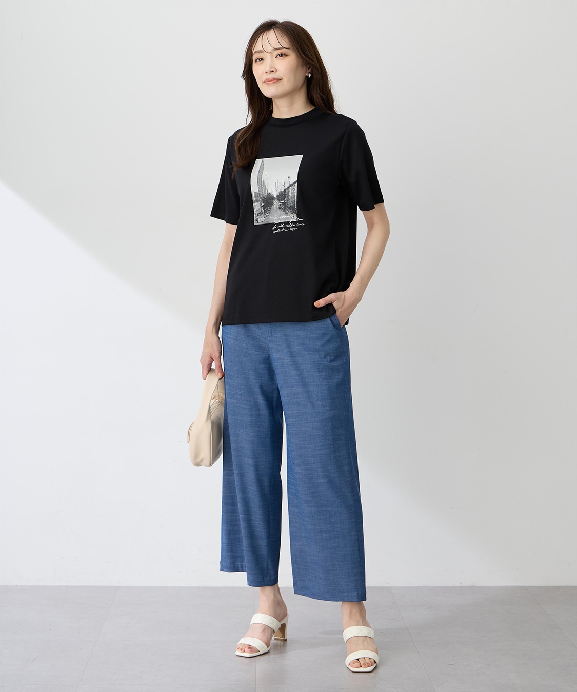 A/C DESIGN BY ALPHA CUBIC 【ALCOLLAGEプリント】フォトプリントモックネックＴシャツ【すごツヤ・UVカット・接触冷感】_sub_6