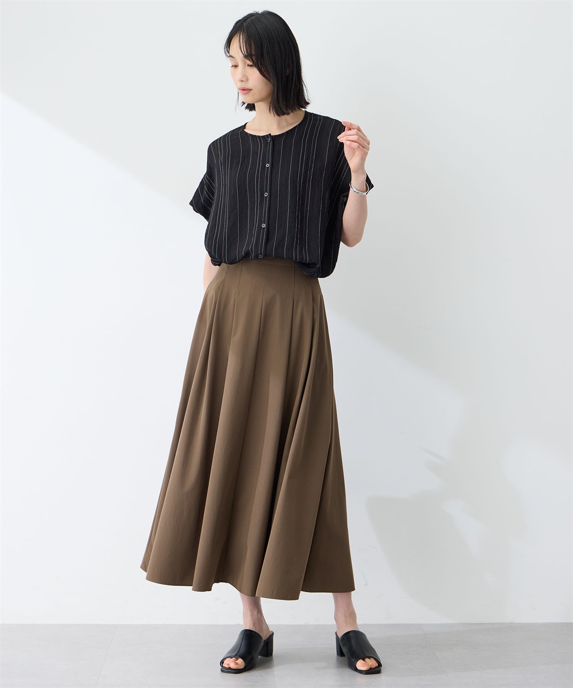A/C DESIGN BY ALPHA CUBIC 【美モーション】ストレッチナイロンラッシュフレアスカート【接触冷感・UVカット・撥水・ウエスト後ろゴム】_sub_6