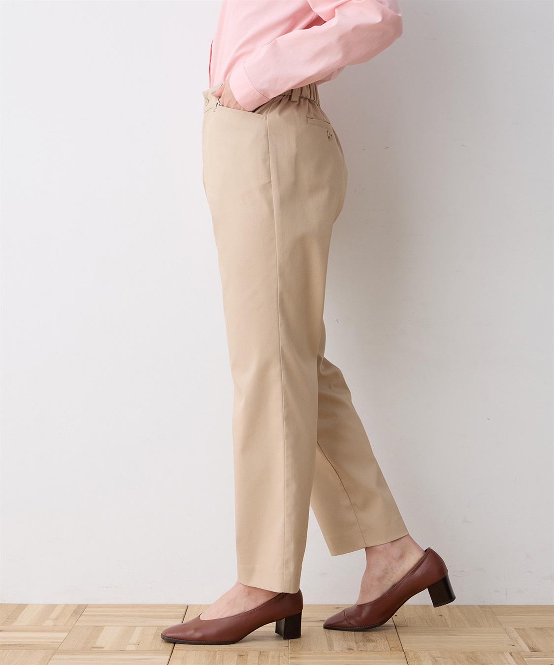 DECOY ファンクションストレッチテーパードパンツ【接触冷感・UVケア・吸水速乾・遮熱・透け防止・後ろウエストゴム・サスティナブル素材】_sub_3