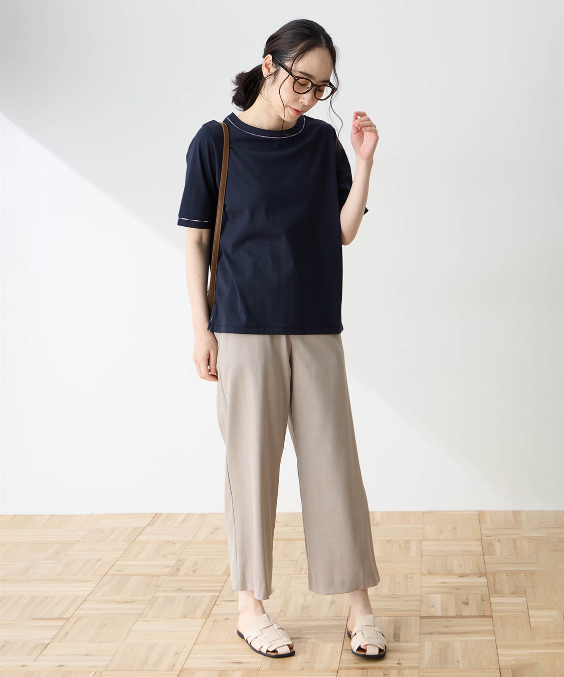 DECOY シャンブレーストレッチセミワイドパンツ【接触冷感・シワになりにくい・後ろウエストゴム】_sub_8