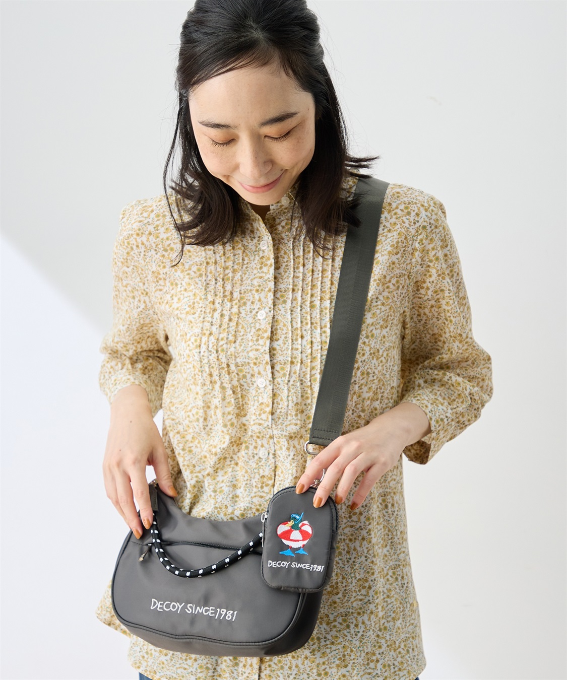 DECOY 【トムさんコラボ】コイくんワンポイント刺しゅうポーチ付きショルダーバッグ_sub_8