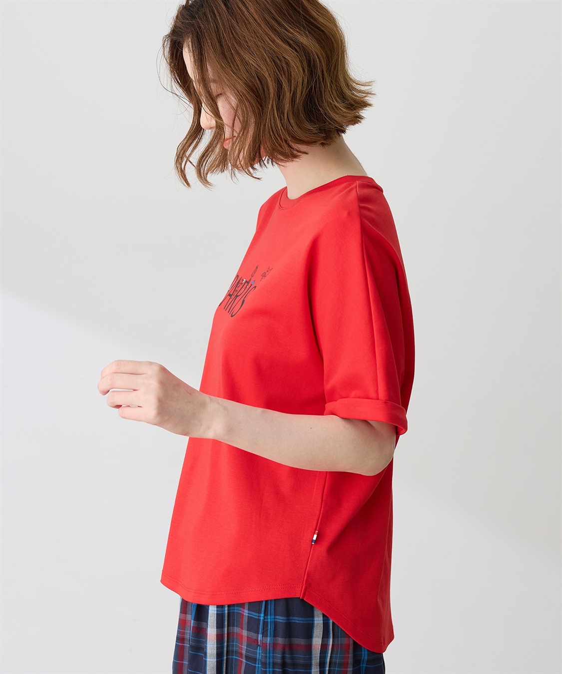 Petit Honfleur 【イラストレーターコラボ】PARISロゴプリントTシャツ【接触冷感・UVカット・オーガニックコットンブレンド】_sub_3