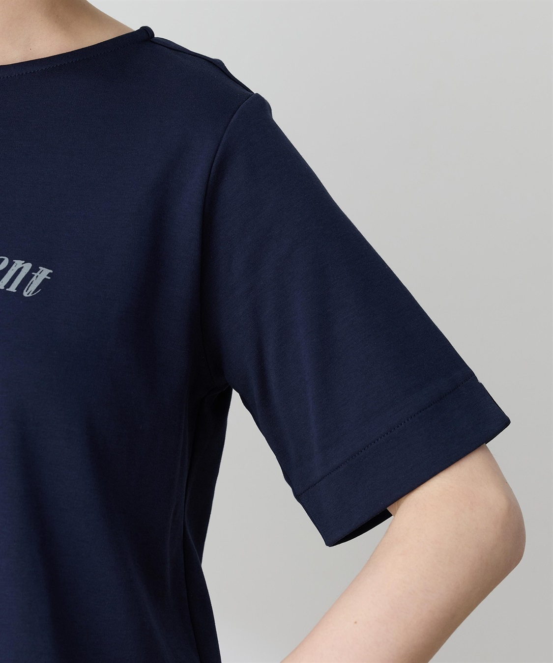 Petit Honfleur 【イラストレーターコラボ】猫プリントTシャツ【接触冷感・UVカット・オーガニックコットンブレンド】_sub_12