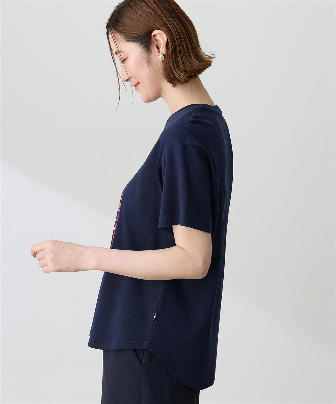 Petit Honfleur 【イラストレーターコラボ】ドットモチーフプリントTシャツ【接触冷感・UVカット・オーガニックコットンブレンド】_sub_2