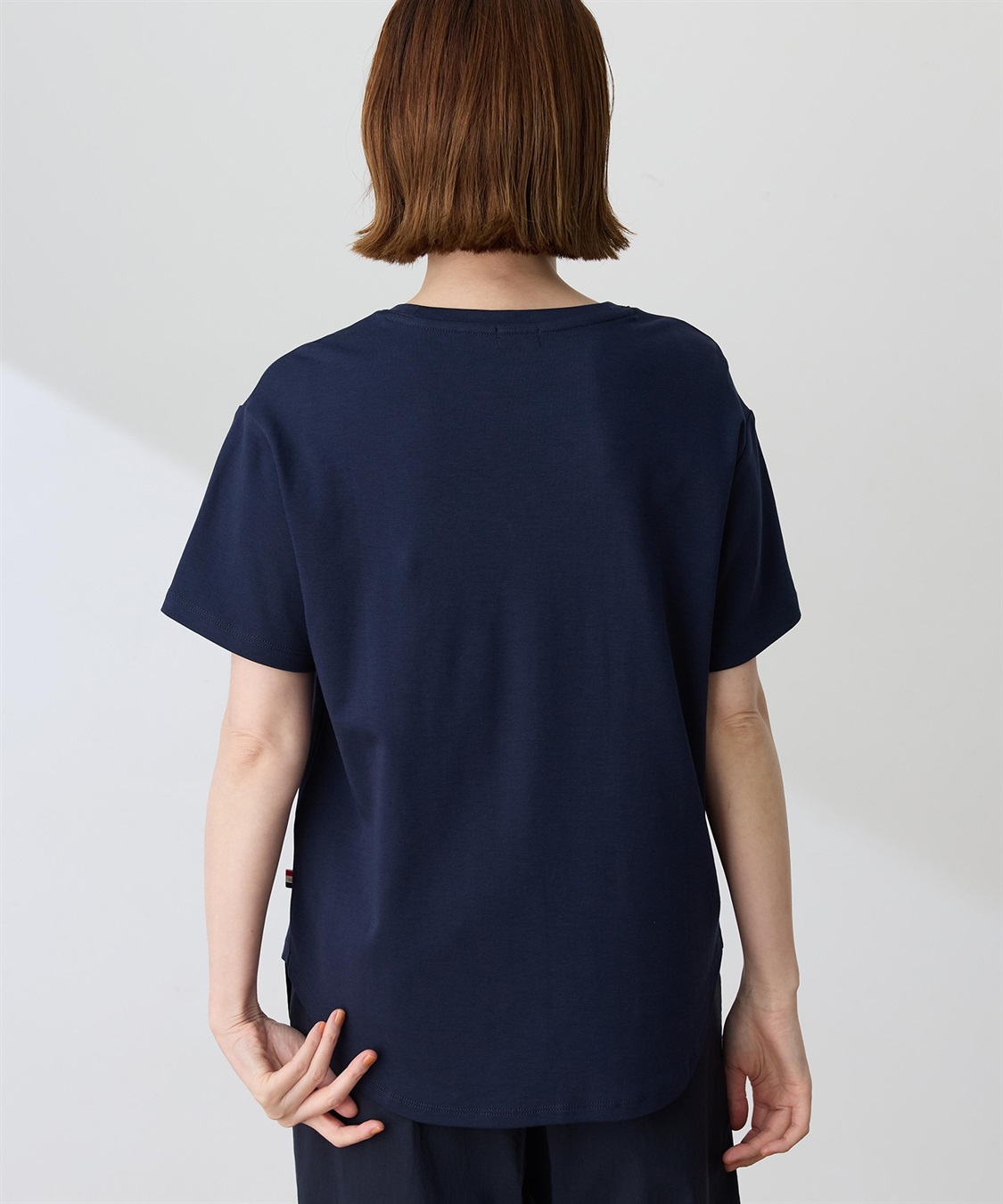 Petit Honfleur 【イラストレーターコラボ】ドットモチーフプリントTシャツ【接触冷感・UVカット・オーガニックコットンブレンド】_sub_3