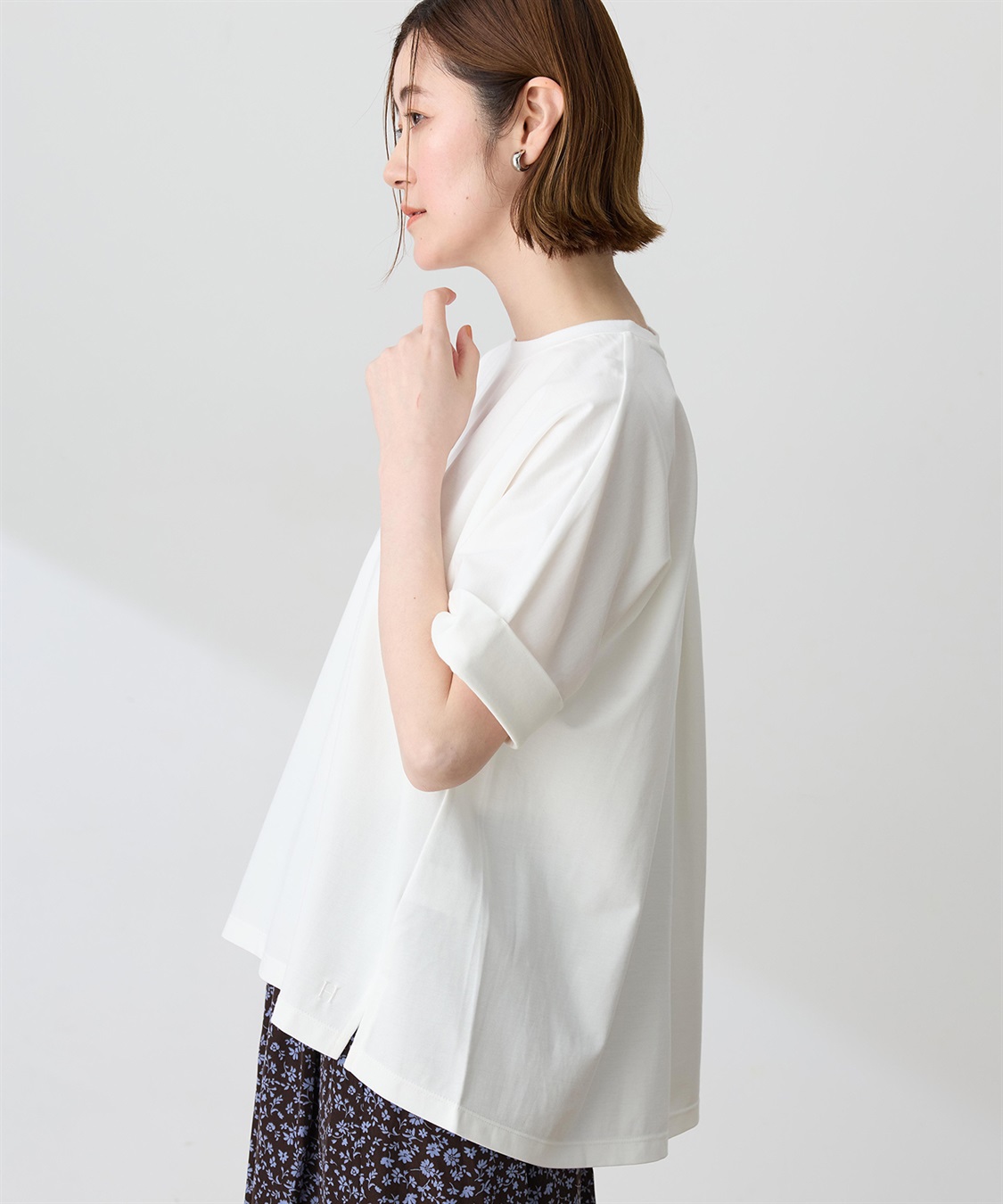 Petit Honfleur バックタックワイドTシャツ【接触冷感・UVカット・透けにくい】_sub_1