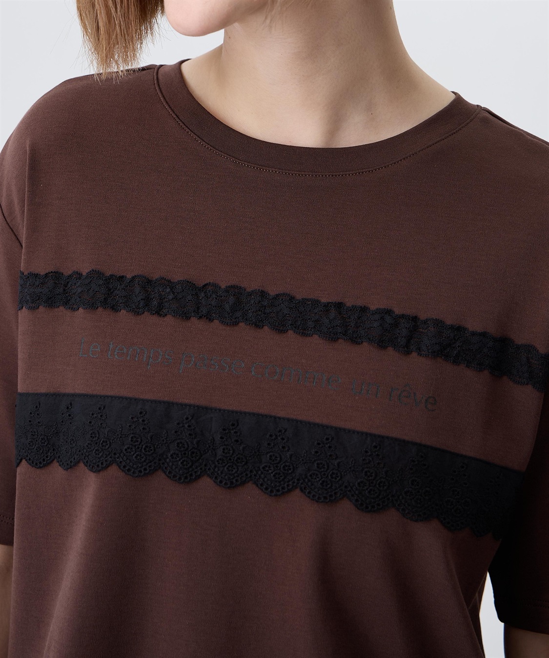 Petit Honfleur レースロゴプリントTシャツ【接触冷感・UVカット・オーガニックコットンブレンド】_sub_15