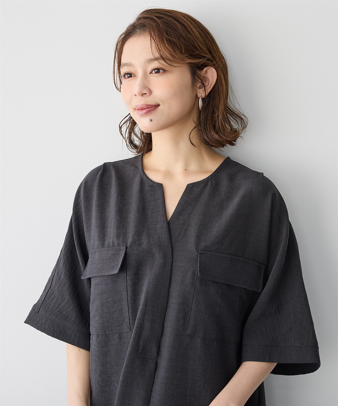 anyfee 【anyfee/大きいサイズ】リネン調キーネックサファリシャツブラウス◆新色追加◆《接触冷感 ・UVカット・イージーケア 》（セットアップ対応/上下別売り）_sub_17