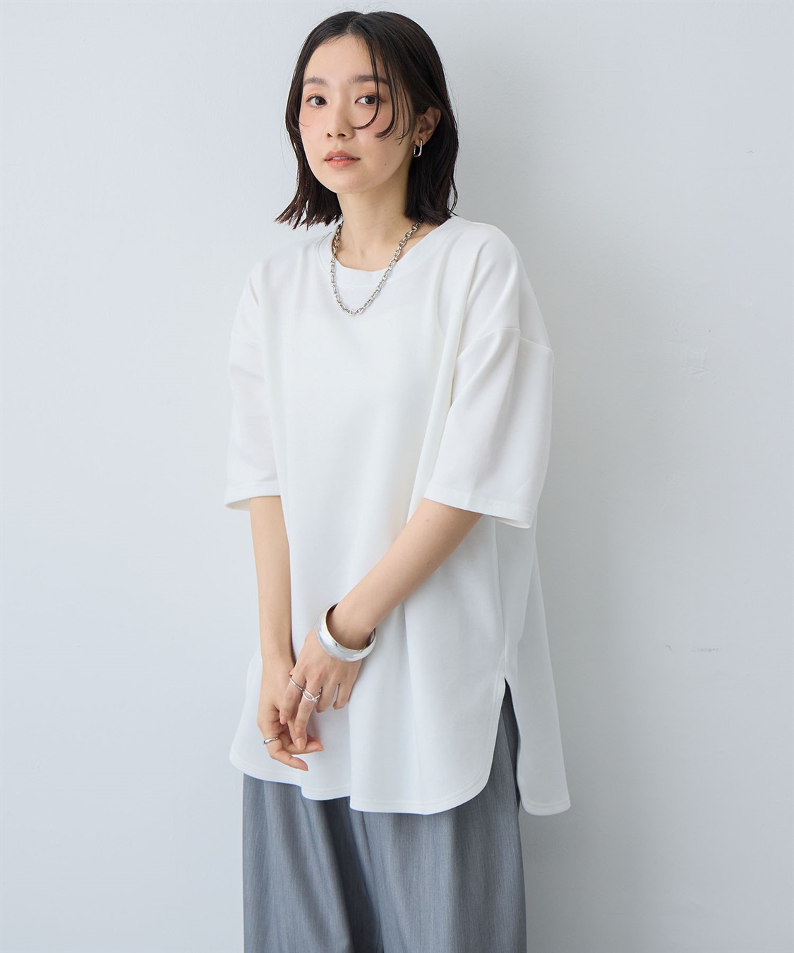 anyfee 【anyfee/大きいサイズ】着てサラなめらかポンチ素材裾ラウンドTシャツ《接触冷感・吸水速乾・UV対策》_sub_1