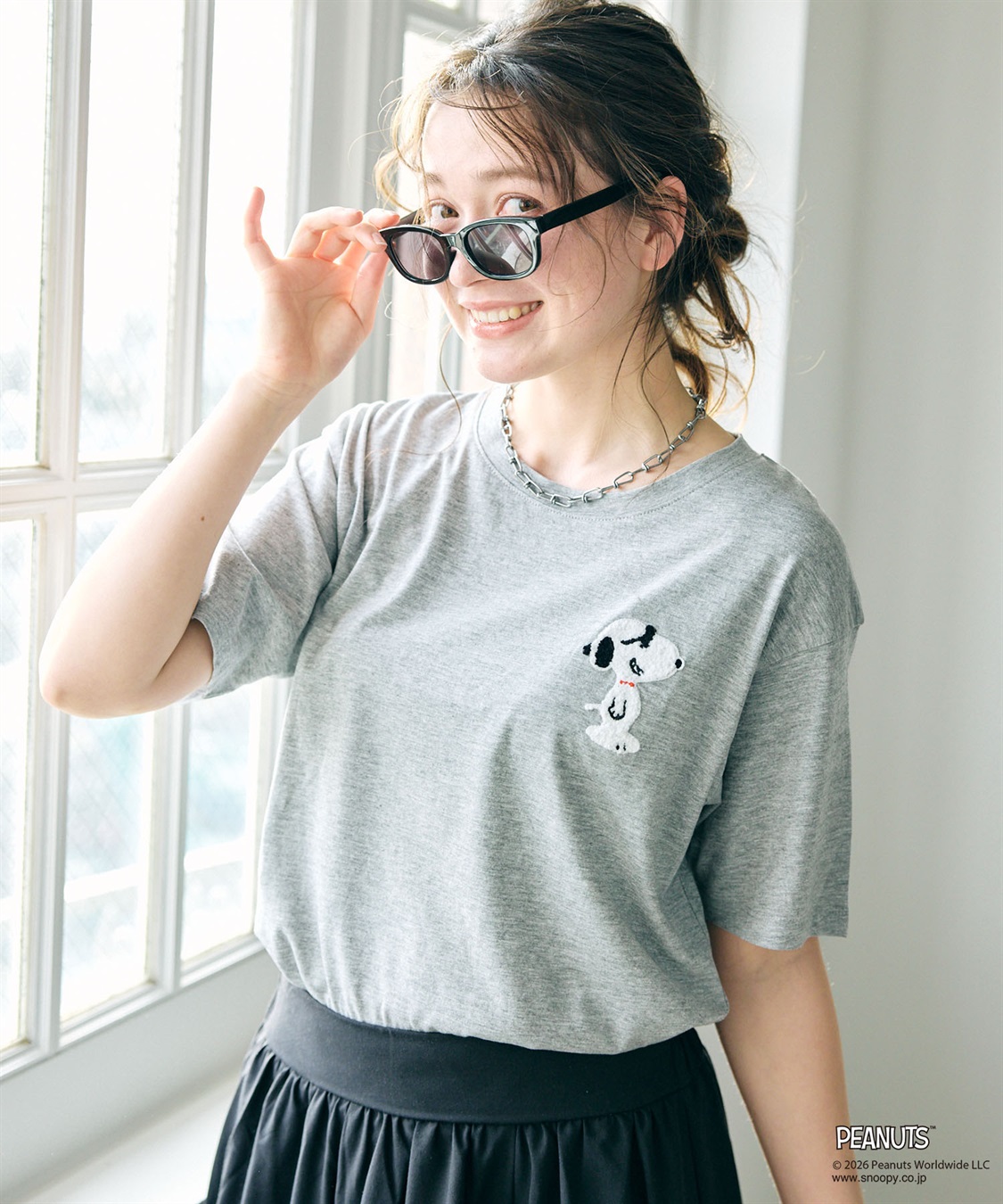 chara station 【PEANUTS/ピーナッツ】SNOOPY/スヌーピーワンポイントサガラ刺繍半袖Tシャツ_sub_2
