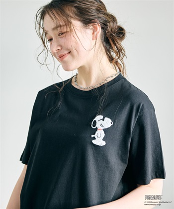 chara station 【PEANUTS/ピーナッツ】SNOOPY/スヌーピーワンポイントサガラ刺繍半袖Tシャツ_subthumb_16
