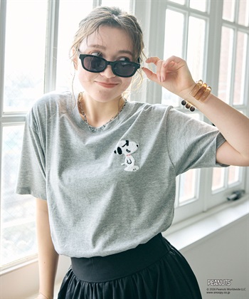 chara station 【PEANUTS/ピーナッツ】SNOOPY/スヌーピーワンポイントサガラ刺繍半袖Tシャツ_subthumb_24