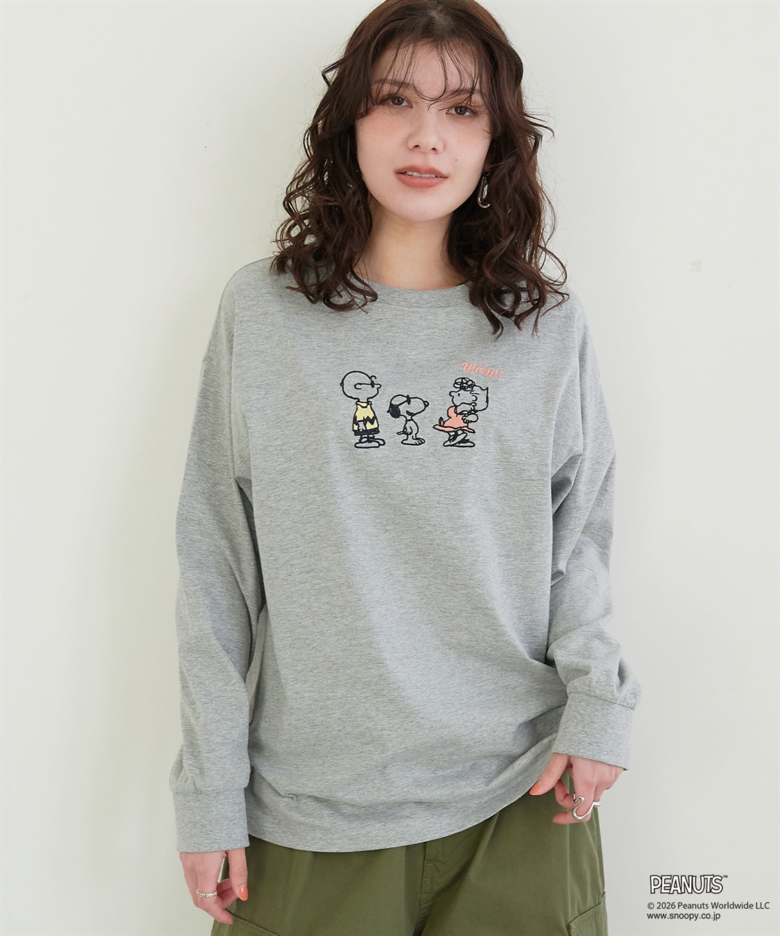chara station 【PEANUTS/ピーナッツ】SNOOPY/スヌーピーフロント刺繍デザインロンT◆別注◆_sub_25