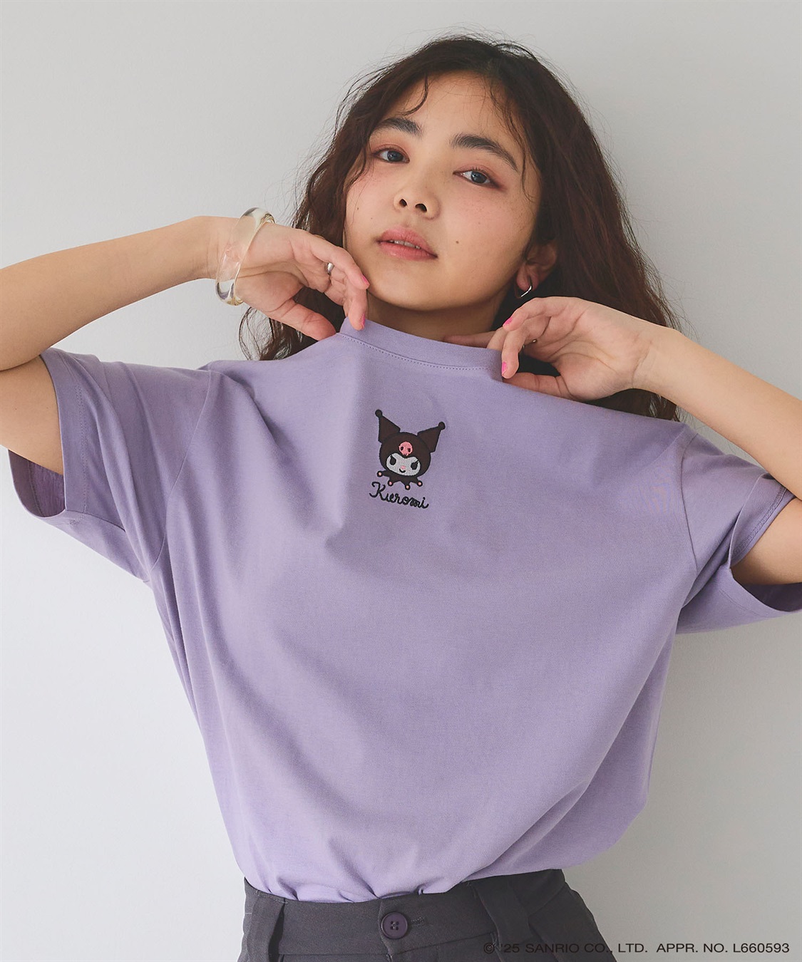 chara station 【sanrio characters】KUROMI/クロミ刺繍デザイン半袖Tシャツ《サンリオキャラクターズ》_sub_2