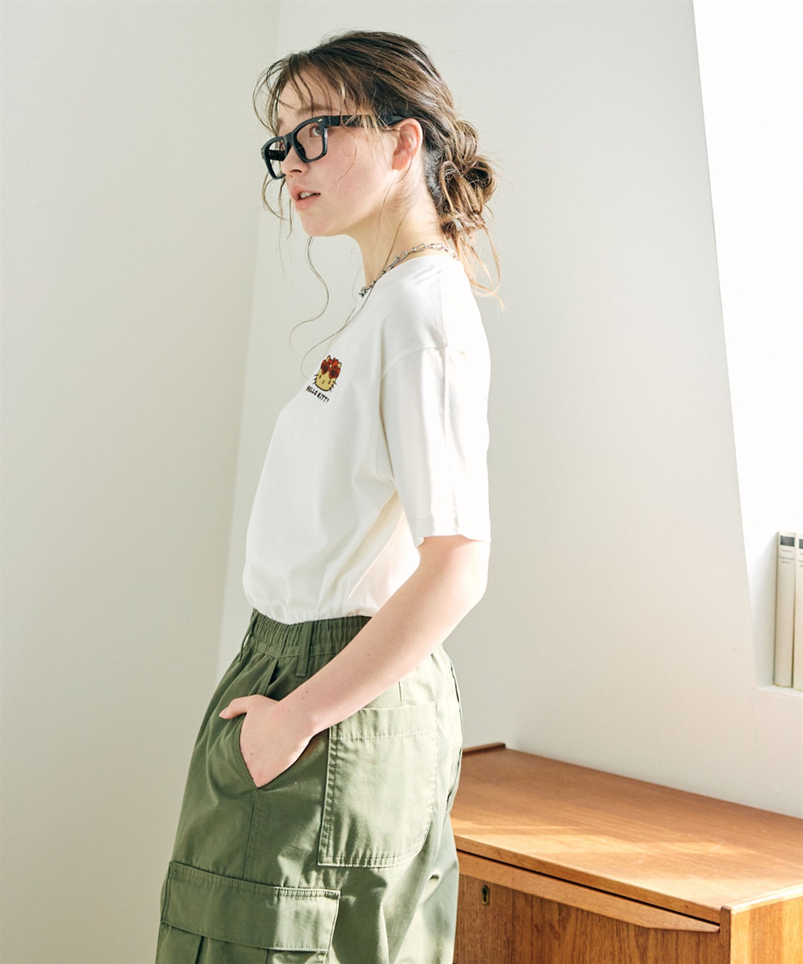 chara station 【sanrio characters】HELLO KITTY/日焼けデザインハローキティ半袖Tシャツ《サンリオキャラクターズ》_sub_2