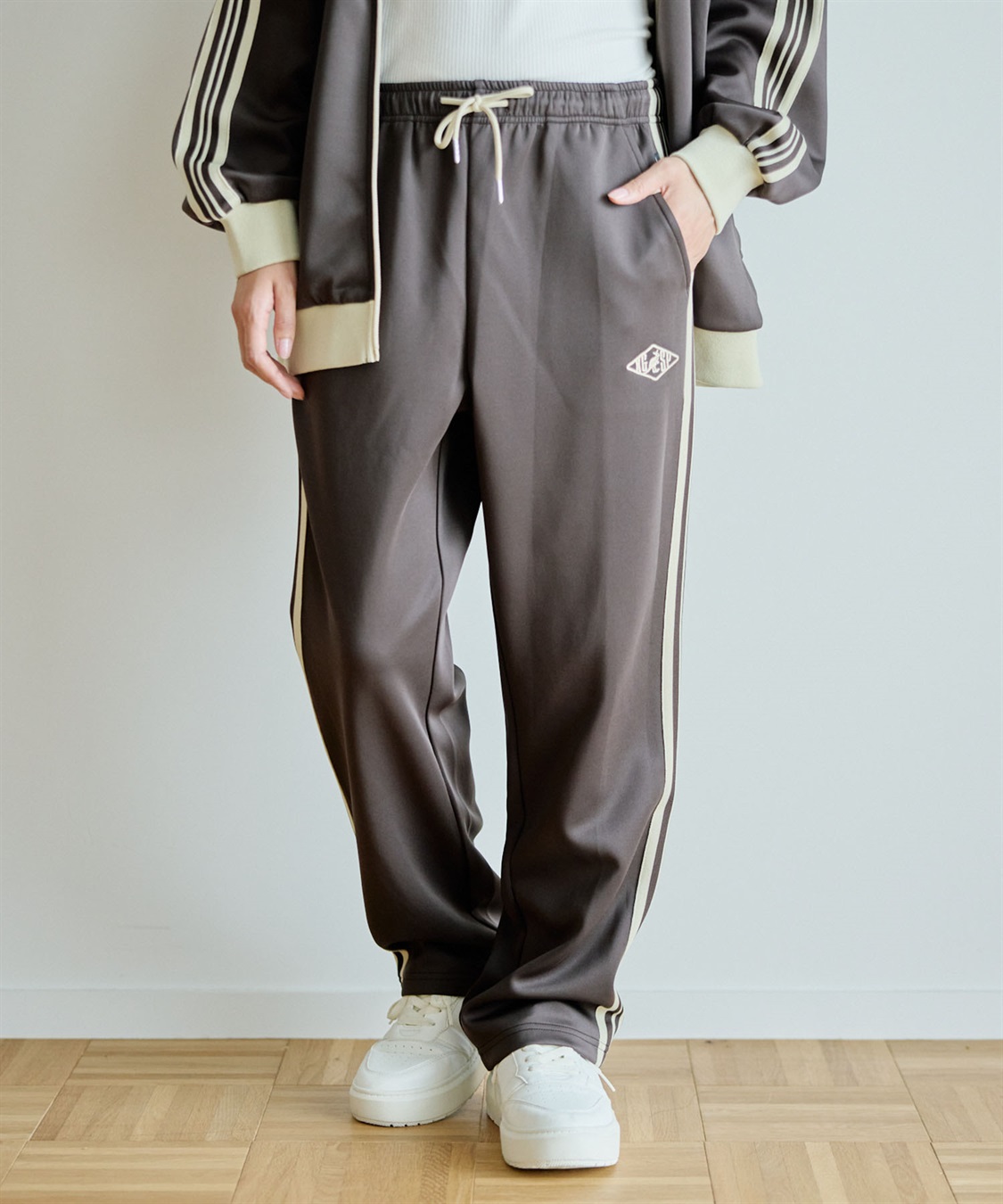 Life Style by cross marche 【KANGOL SPORT】サイドライントラックパンツ《UV対策・ストレッチ・ジャージ》◆新色追加◆_sub_21
