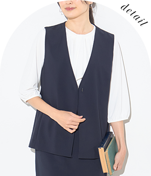 ロングジレ（ネイビー）の着用イメージ