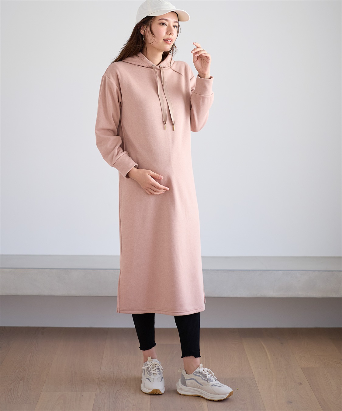 裏シャギーふわもちボンディングパーカーワンピース ¥4,390 （税込）