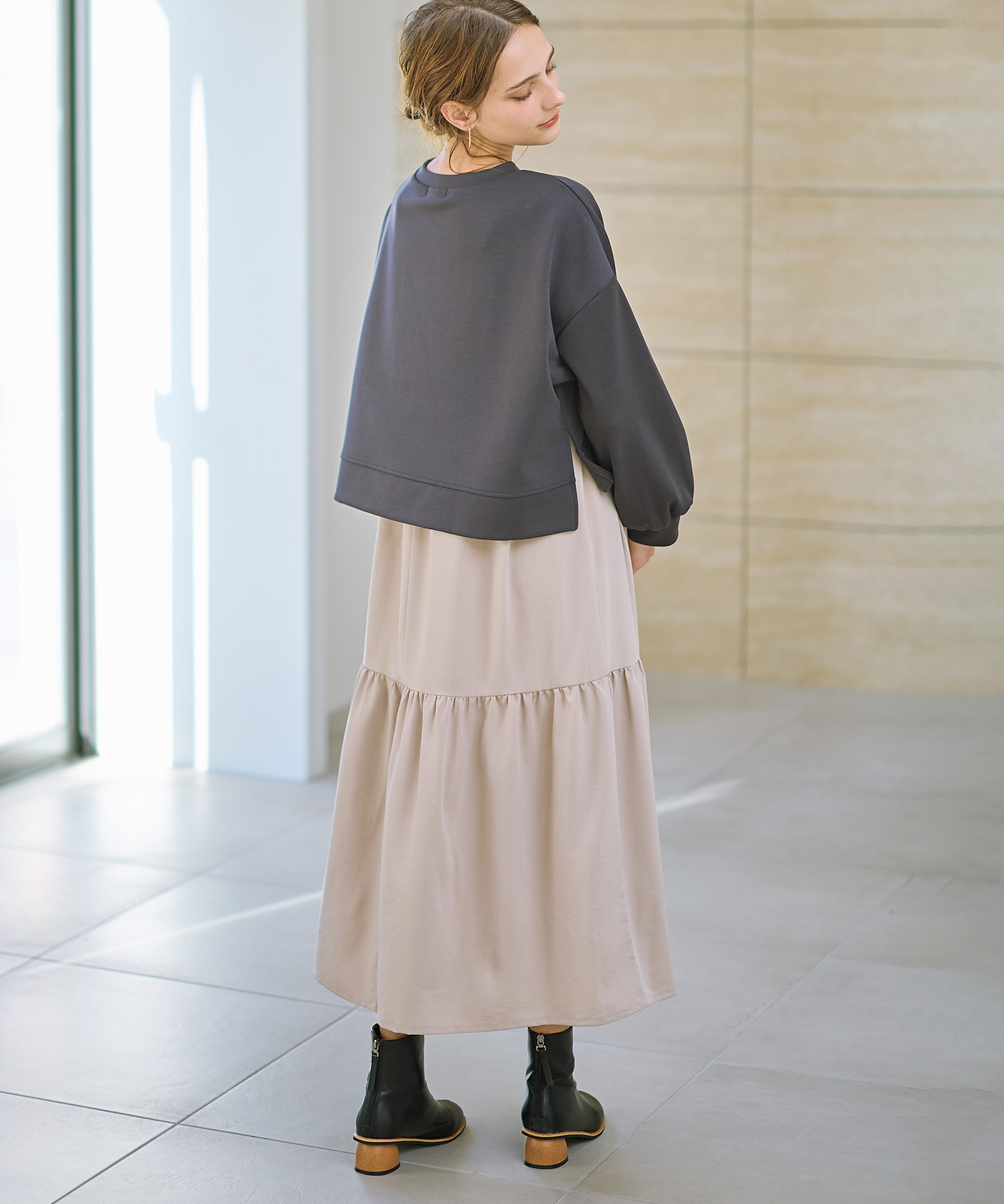 チャコール　¥4,940（税込）