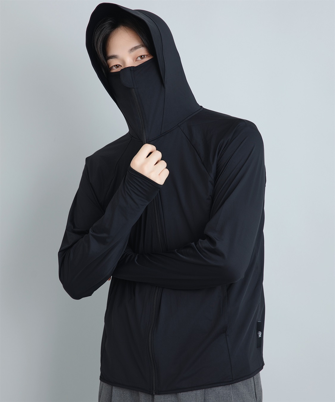 【Yoki】メンズUVカットパーカ ¥4,290 （税込）