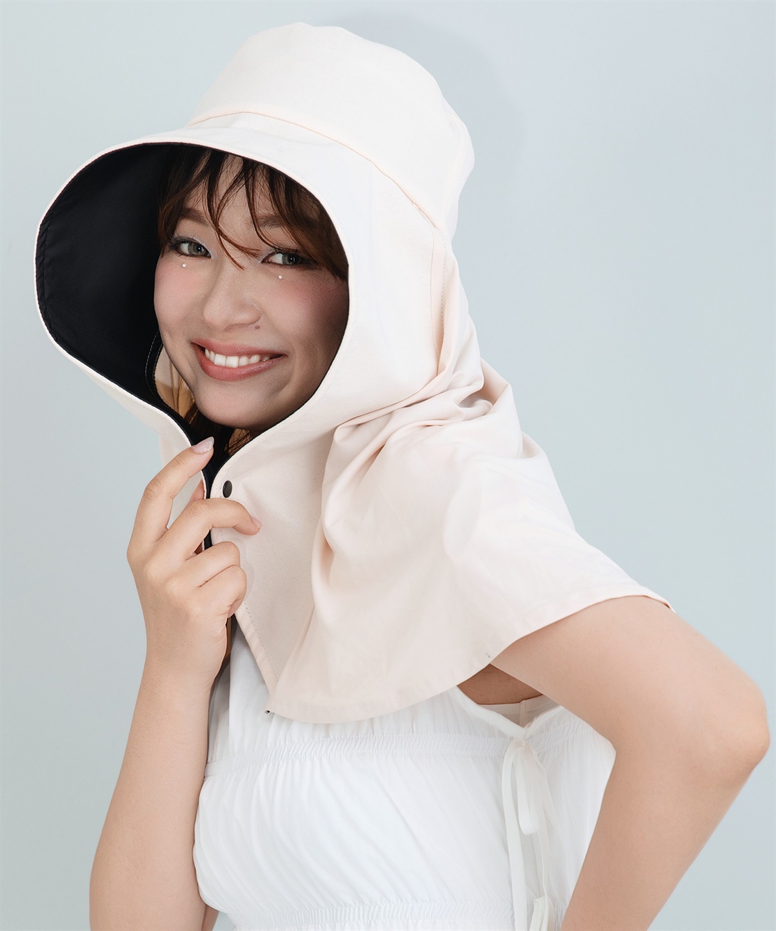 【Yoki】UVカットケープバイザー ¥3,850［商品詳細はこちら］