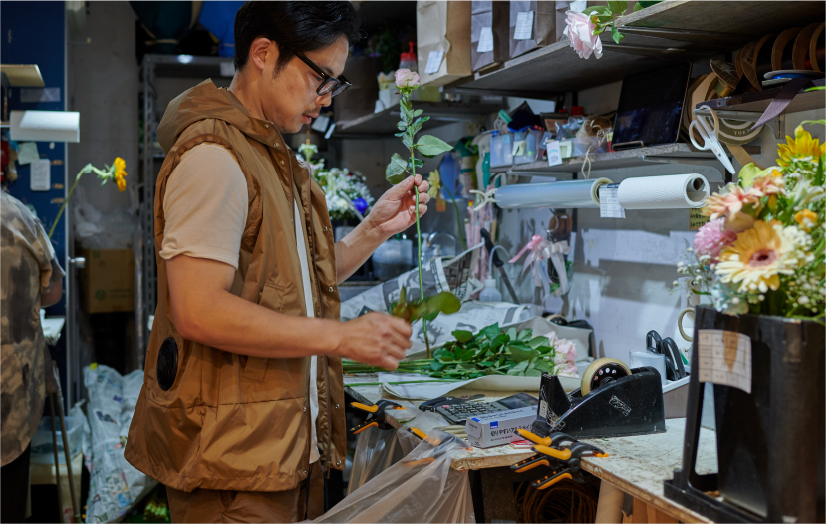 修造 花の仕入れ